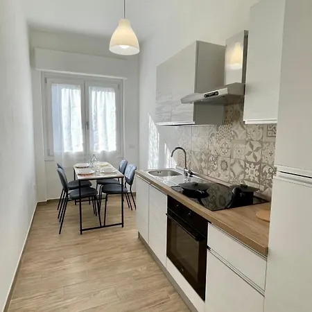 Daire Lu R&a A 800 Metri Dal Centro Storico