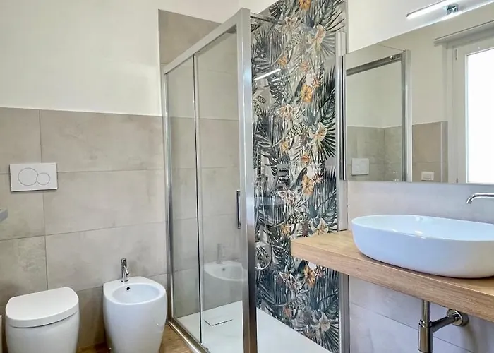 Lu R&a A 800 Metri Dal Centro Storico Appartamento